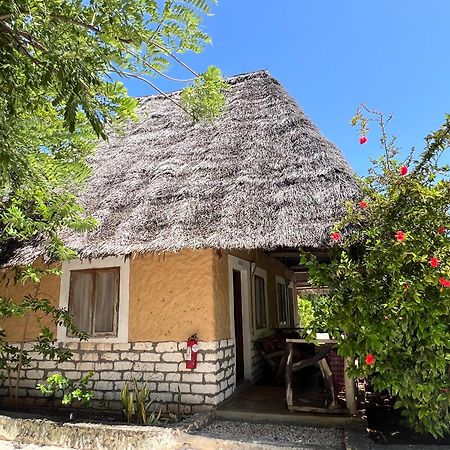 Ujamaa Beach Resort Makunduchi エクステリア 写真